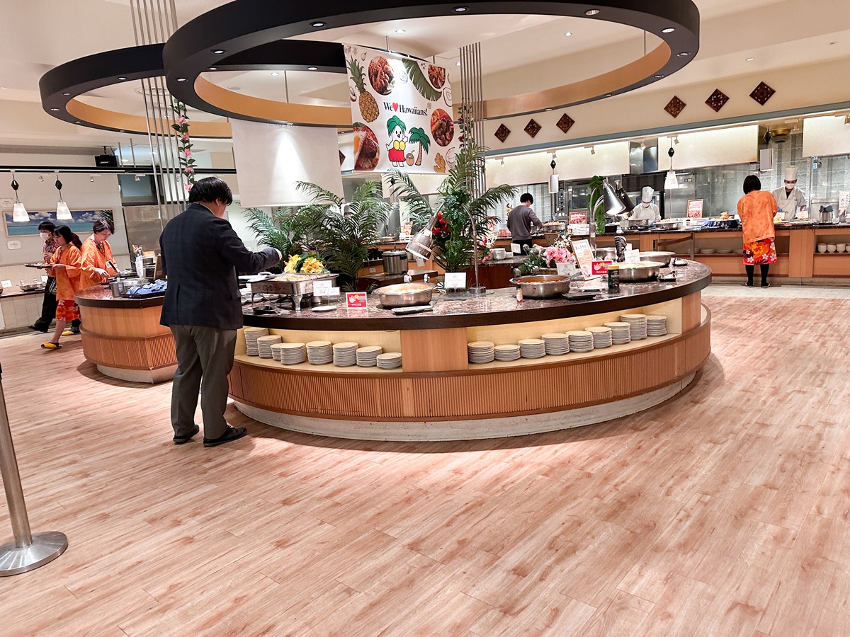 ホテルハワイアンズ　ビュッフェ会場
