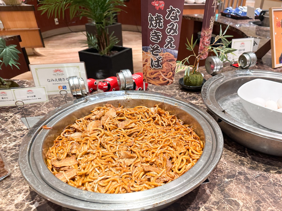 ハワイアンズ　食事　